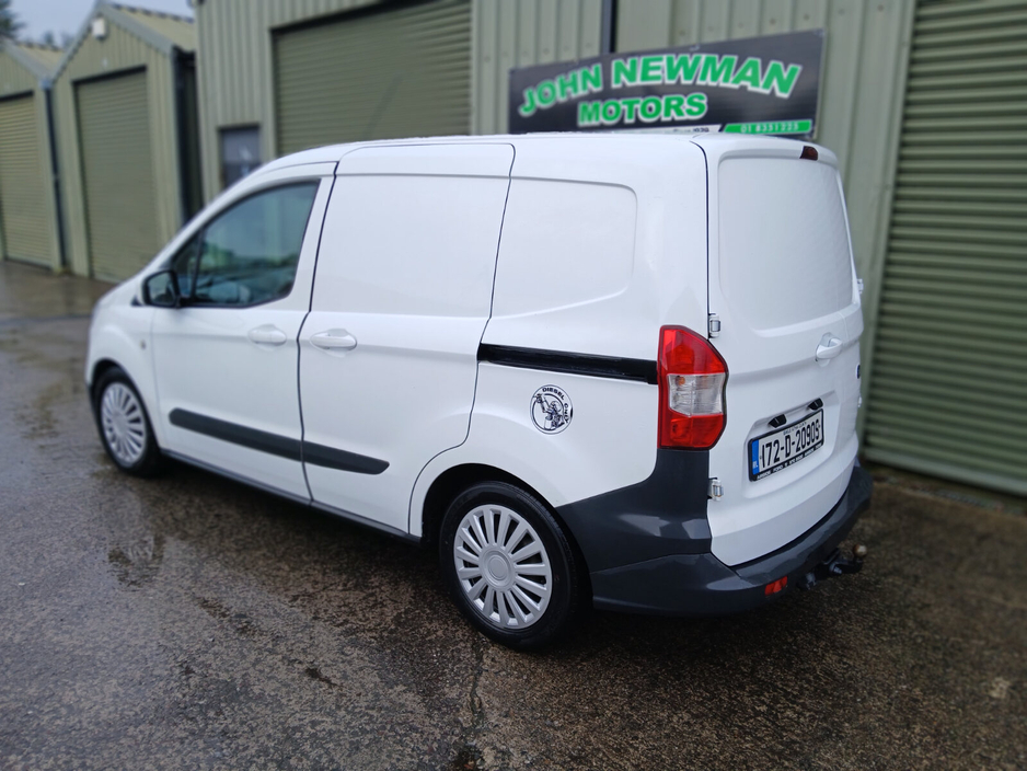 2017 Ford Transit Courier  €6,995