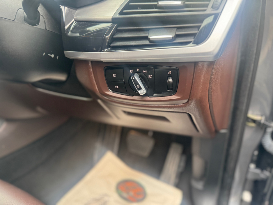 2016 BMW X5 - image 14