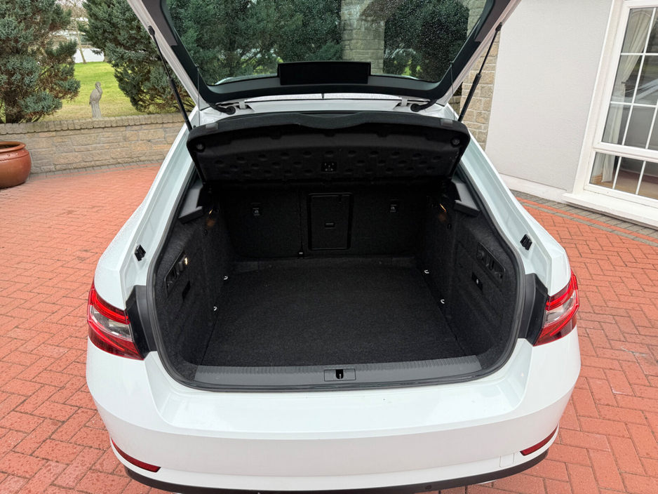 2018 Skoda Superb 2.0 TDI 190bhp Sportline DSG €19,995