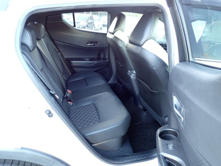 2019 Toyota C-HR - image 16