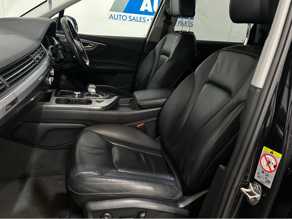 2018 Audi Q7 - image 8