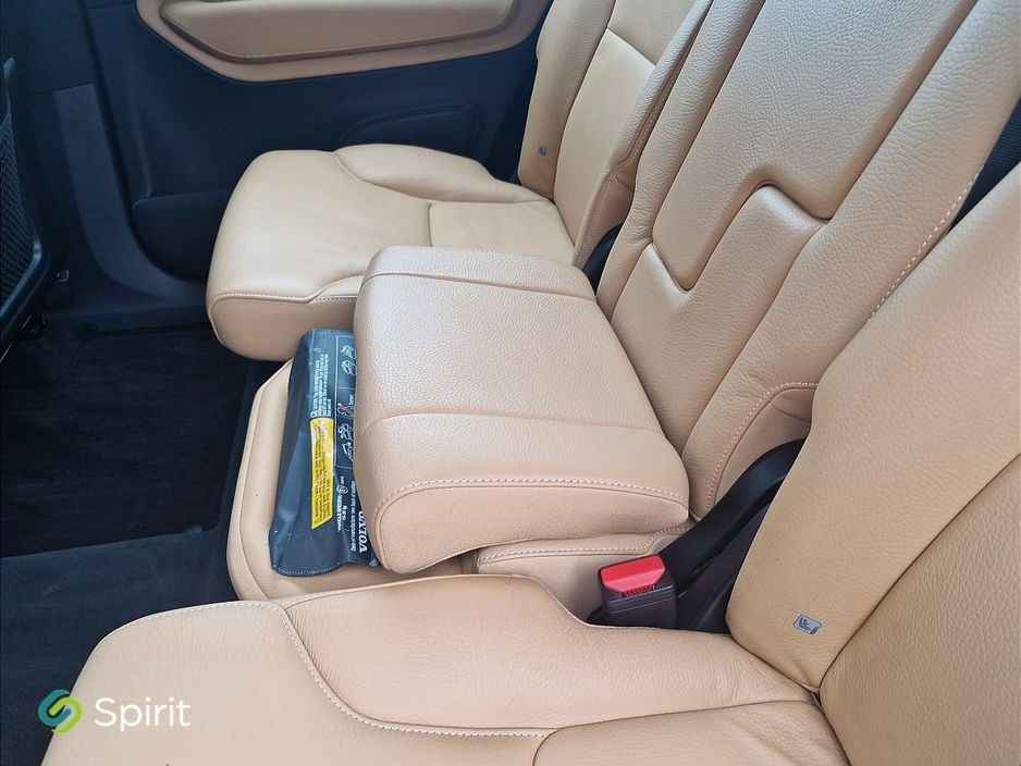 2017 Volvo XC90 - image 14