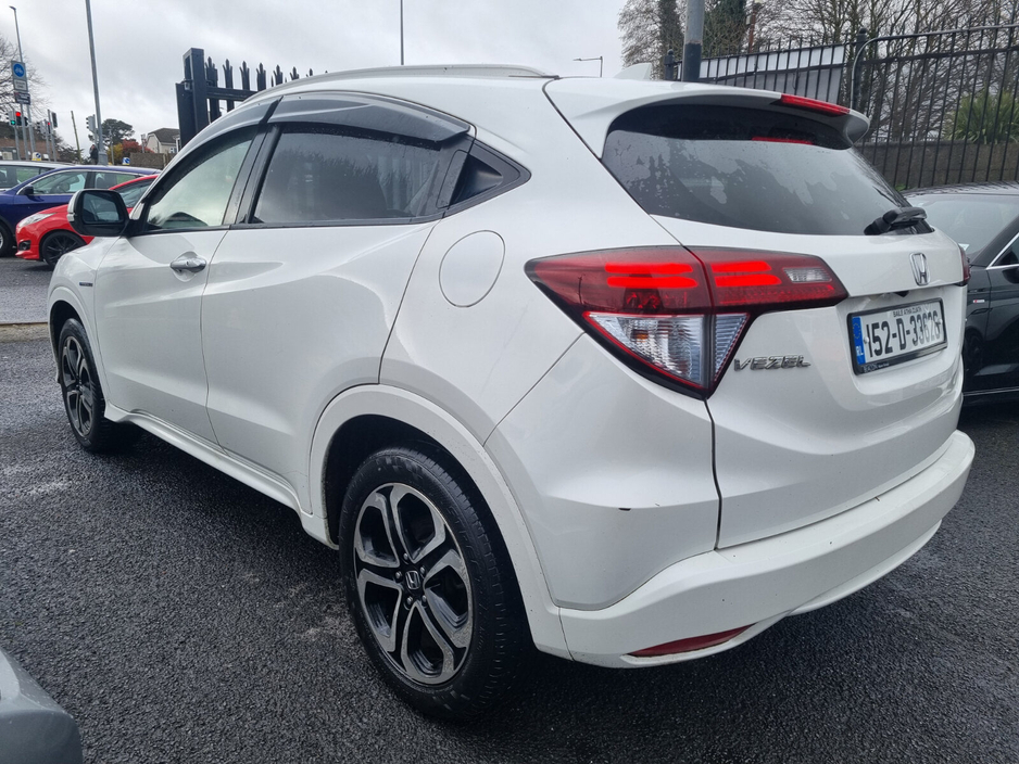 2015 Honda Vezel - image 14