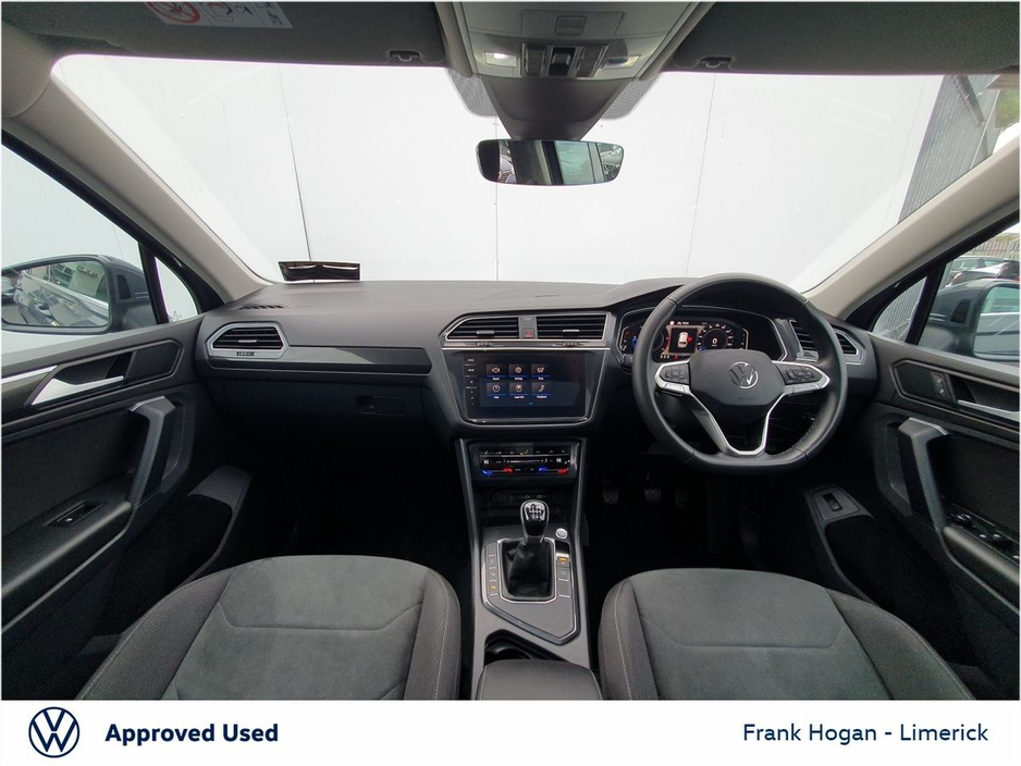 2023 Volkswagen Tiguan 2.0 TDI 150HP Elegance CALL RONAN ON 0867705822 €37,900