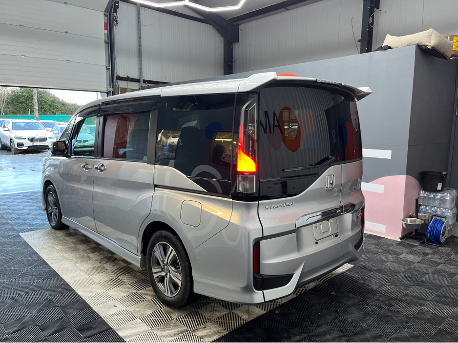 2021 Honda Stepwagon €31950 2021 HONDA STEPWAGON EHEV G SPADA SENSING 2.0 AUTOMATIC / CRUISE CONTROL / REVERSE CAMERA / AUTOMATIC DOORS / 7 SEATS €31,950
