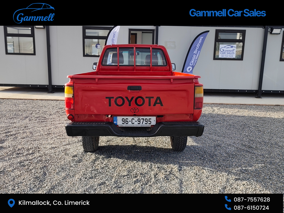 1996 Toyota Hilux - image 3