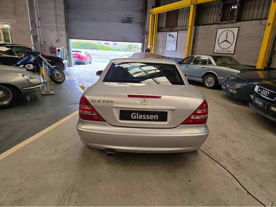 2004 Mercedes-Benz SLK Class - image 14