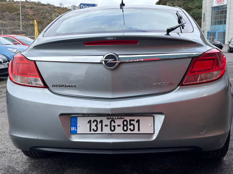 2013 Opel Insignia - image 14