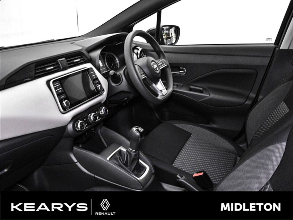 2022 Nissan Micra 1.0T SV €17,990