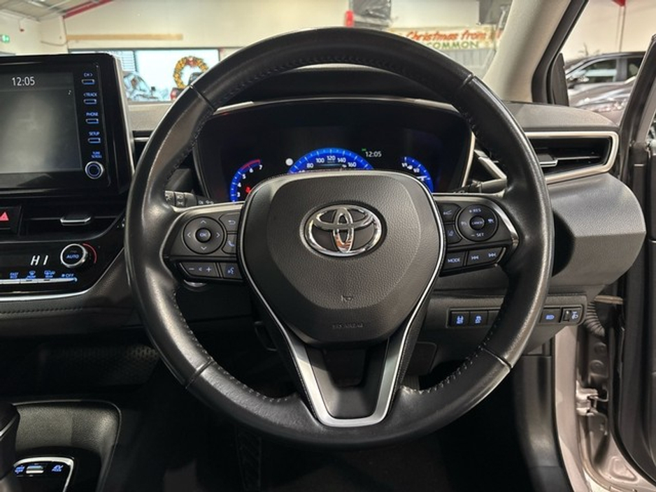 2021 Toyota Corolla - image 9