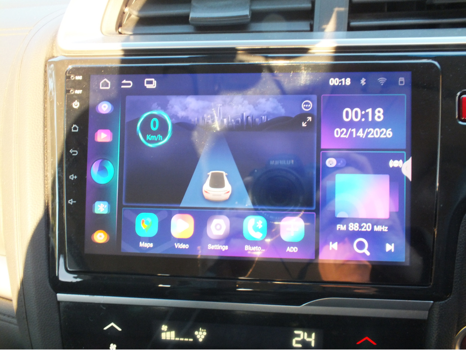 2016 Honda Fit 1.5 HyBrid €10,950