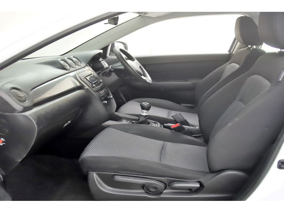 2023 Suzuki Vitara - image 15