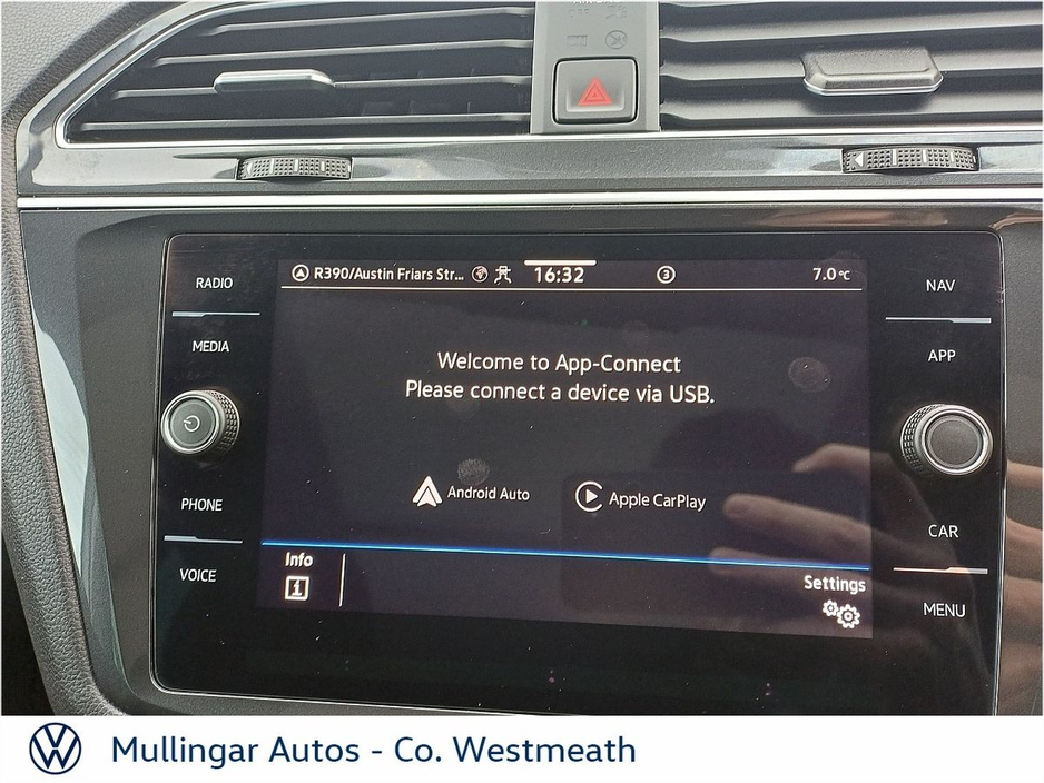 2024 Volkswagen Tiguan 2.0 TDI 150HP Elegance €42,950