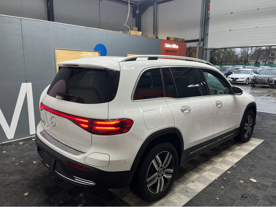 2024 Mercedes-Benz EQB - image 2