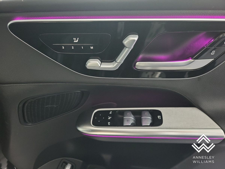 2024 Mercedes-Benz GLC Class - image 22