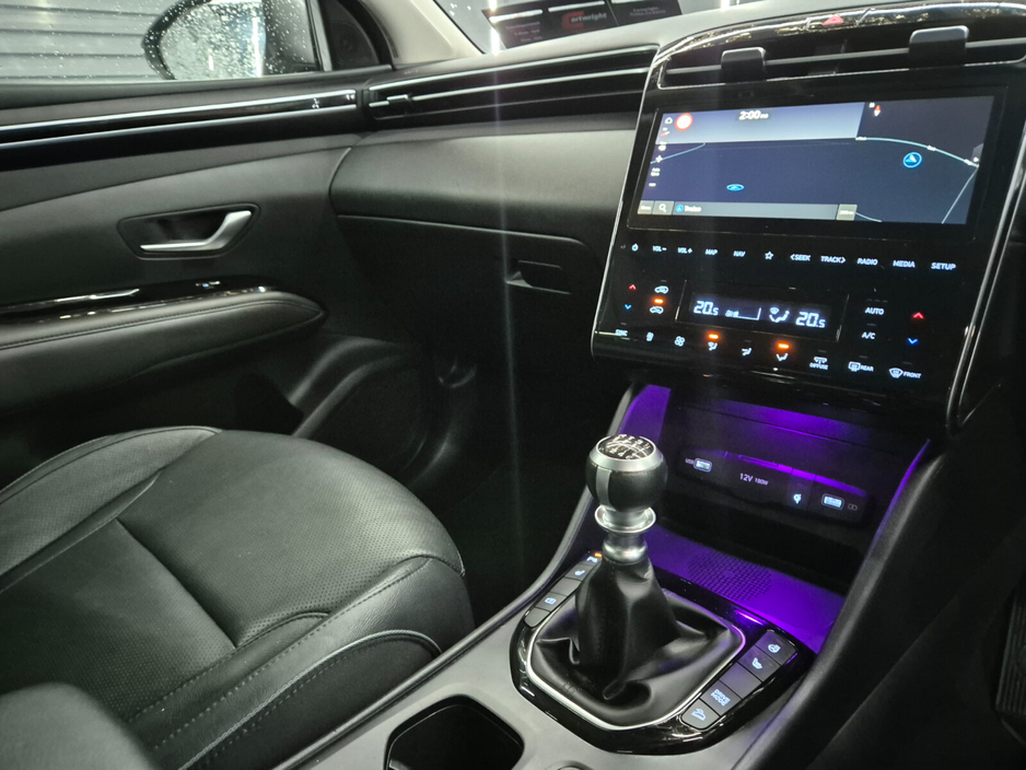 2022 Hyundai Tucson - image 13