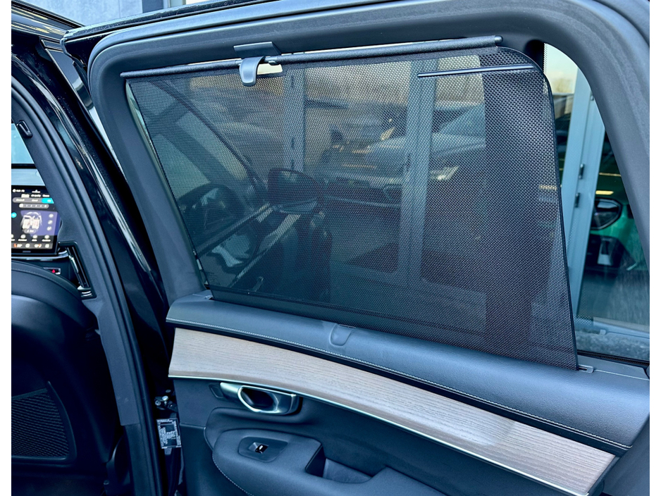 2025 Volvo XC90 + T8 PHEV AWD AUTO PLUS €78,950