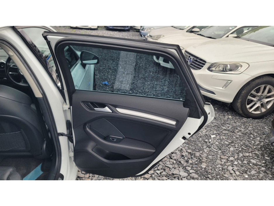 2014 Audi A3 - image 9