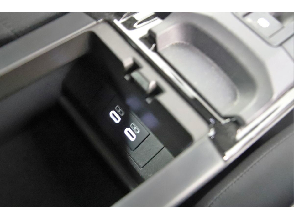 2023 Toyota Prius 1.8 SELF CHARGING HYBRID *LOW MILEAGE*REVERSE CAM*PARK SENSORS* €30,890