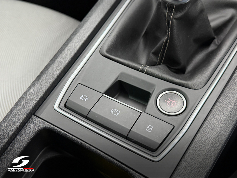 2024 SEAT Leon (241) SE PLUS 1.0 TSI 110HP €22,995