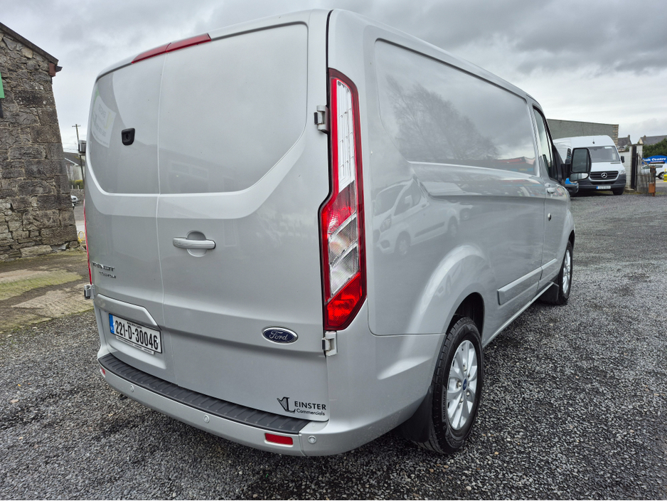 2022 Ford Transit Custom - image 8