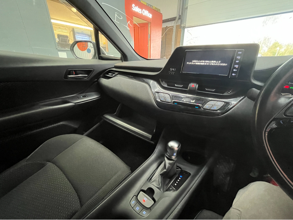 2019 Toyota C-HR €19950 2019 TOYOTA C-HR S LED PACKAGE 1.8 AUTOMATIC / CRUISE CONTROL AND MORE €19,950