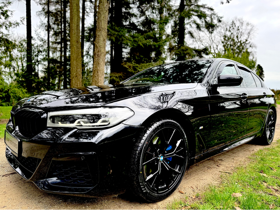 2021 BMW 5 Series - image 46