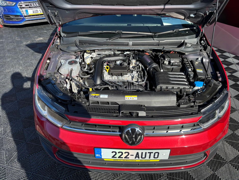 2022 Volkswagen Polo - image 7