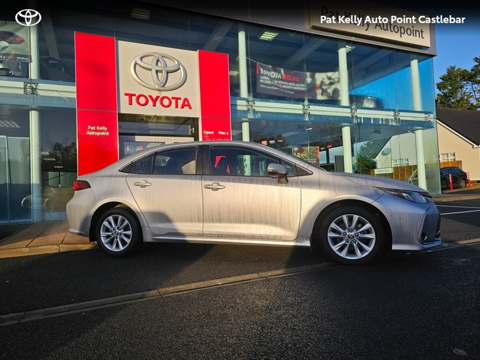 2024 Toyota Corolla COROLLA LUNA SALOON €30,900