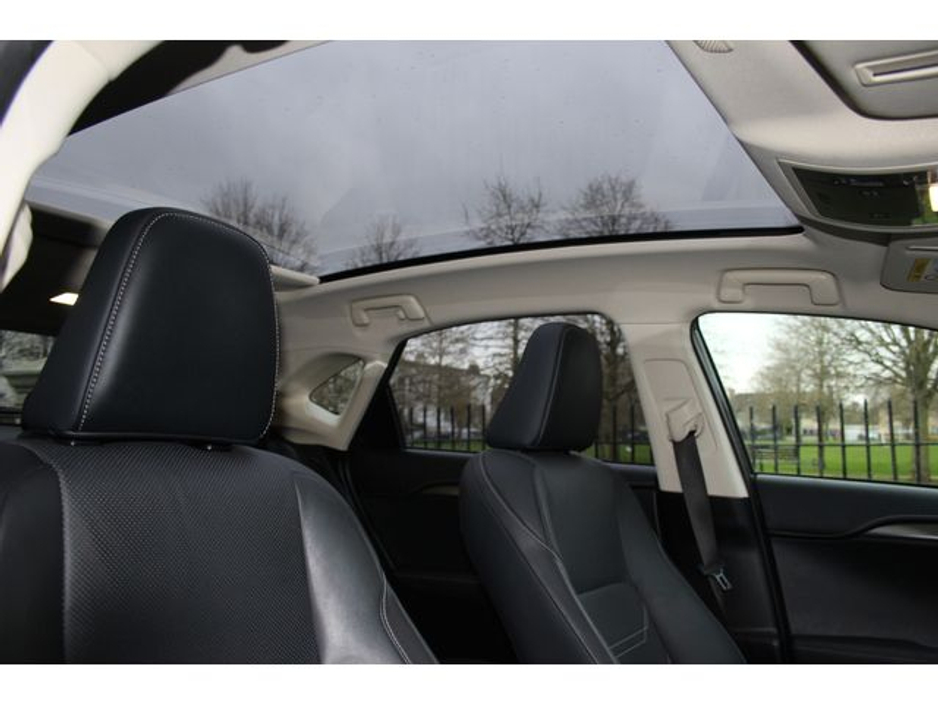 2019 Lexus NX 300 h NX 2 5 300H Luxury 4WD 197HP 5