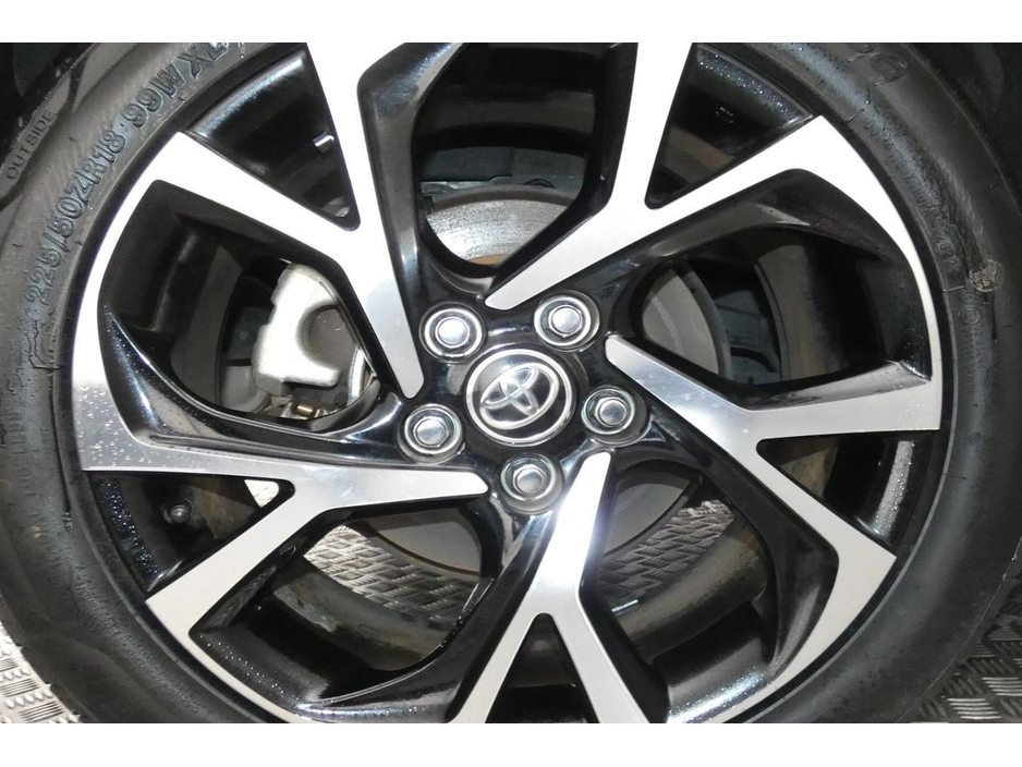 2019 Toyota C-HR 1.8 HYBRID *HALF LEATHER*REVERSE CAM*10"ANDROID CAR PLAYER* €21,490