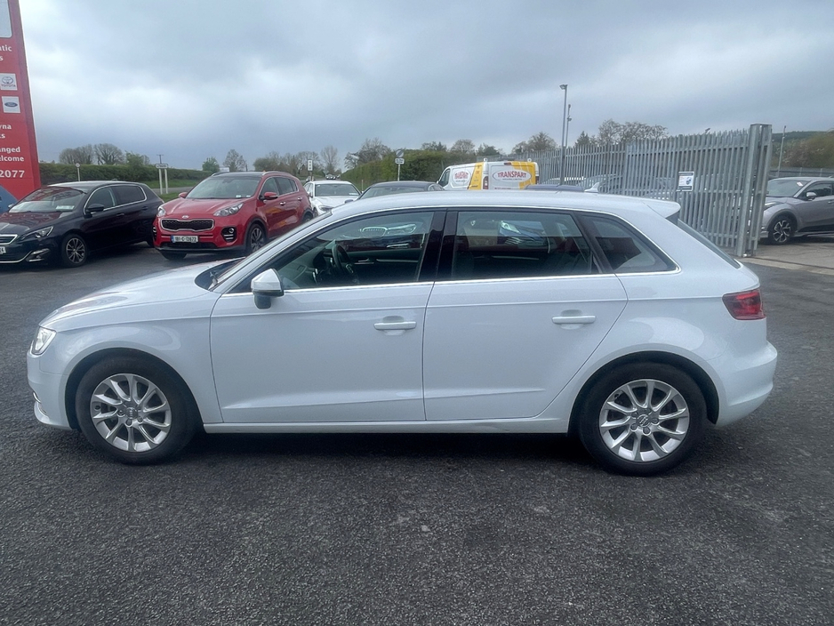 2016 Audi A3 - image 4