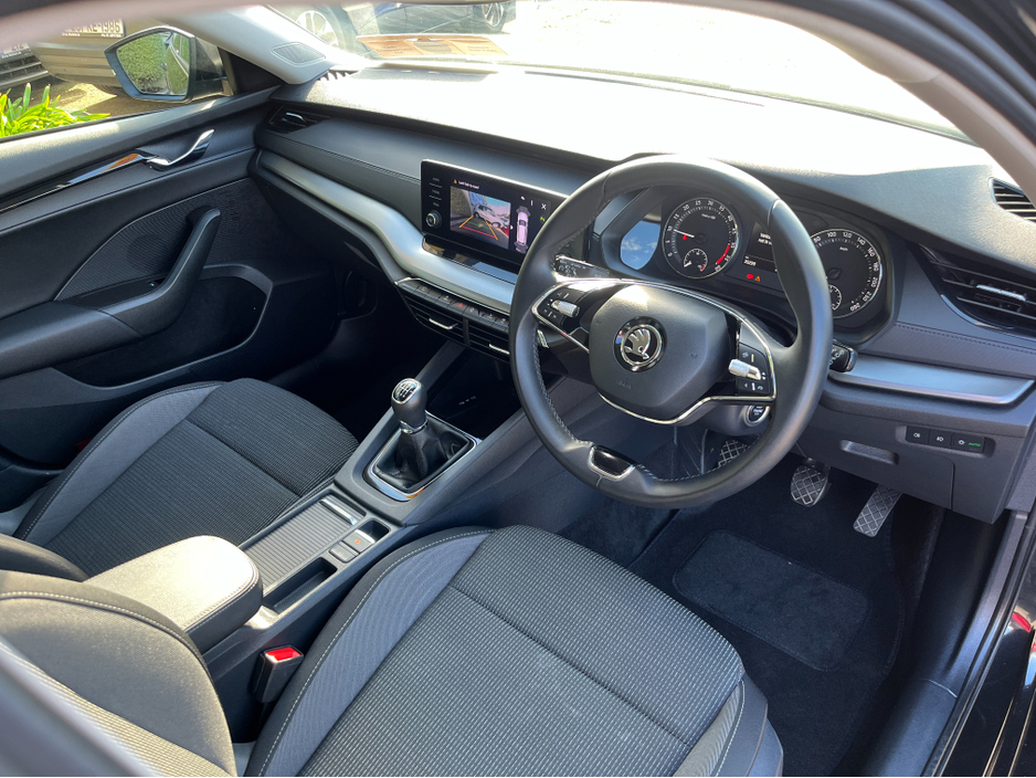 2024 Skoda Octavia COMBI ESTATE AMBITION 2.0 TDI DIESEL //WINTER SALE €1000 REDUCTION//REVERSE CAMERA// €28,950