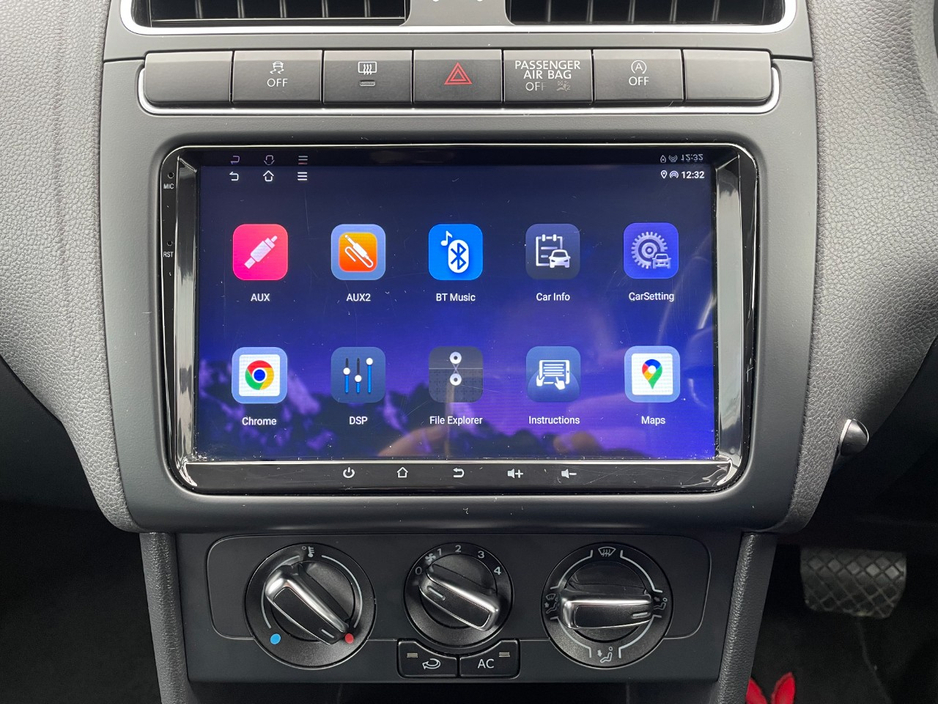 2014 Volkswagen Polo - image 13