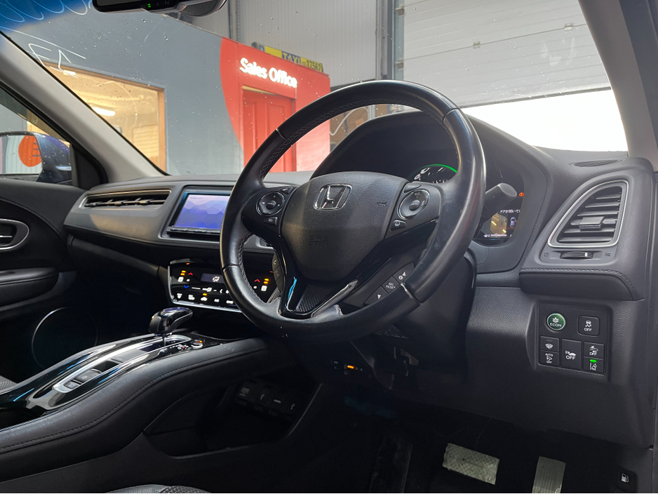 2017 Honda Vezel €16950 2017 HONDA VEZEL HYBRID Z SENSING 1.5 AUTOMATIC / CRUISE CONTROL / REVERSE CAMERA / HEATED SEATS / PADDLE SHIFTERS AND MORE €16,950