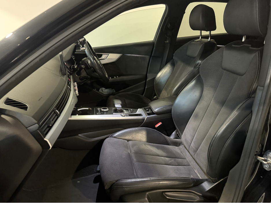 2018 Audi A4 - image 4