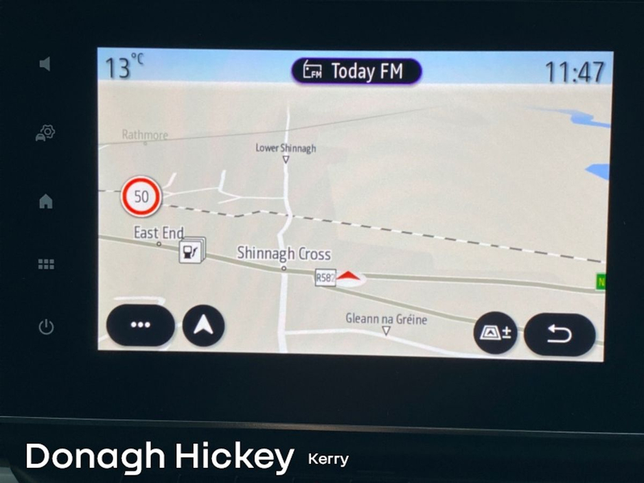 2026 Renault Trafic - image 21