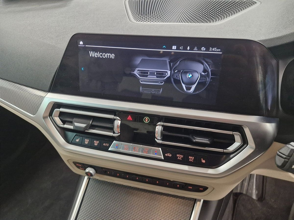 2021 BMW 3 Series 330e M Sport Auto €31,975