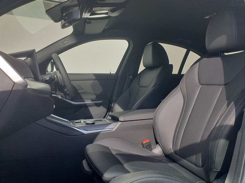 2026 BMW 3 Series - image 7