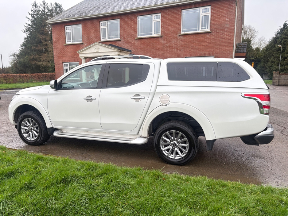 2019 Mitsubishi L200 - image 5