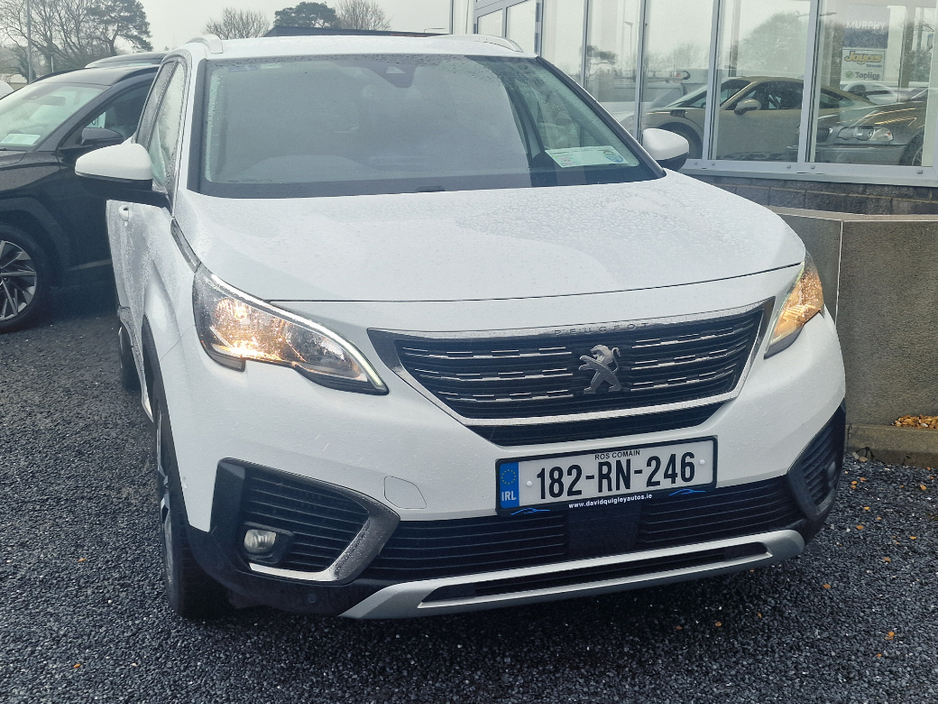 2018 Peugeot 5008 Allure 1.5 Blue HDI 130 6.2 4D €18,950