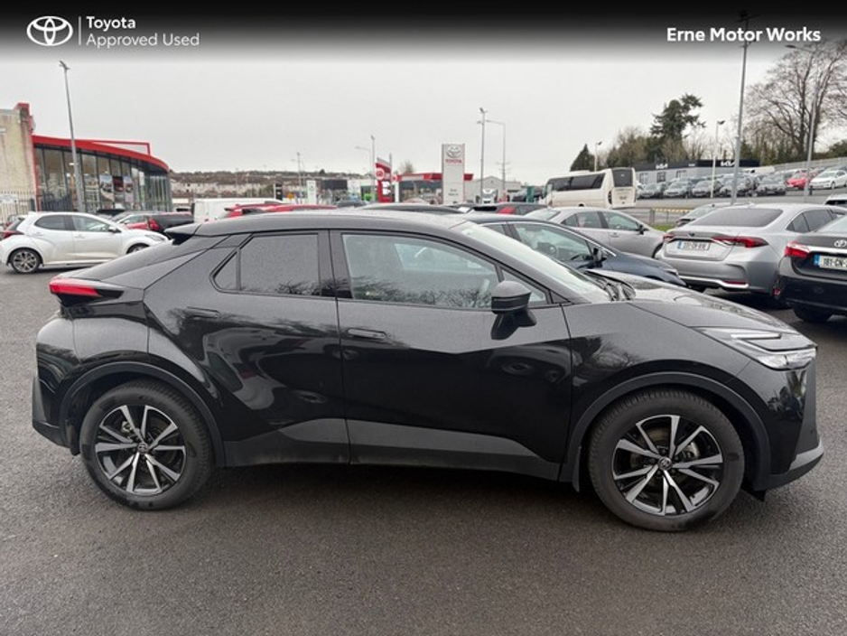 2025 Toyota C-HR C-HR HYBRID SPORT 1.8 €39,450