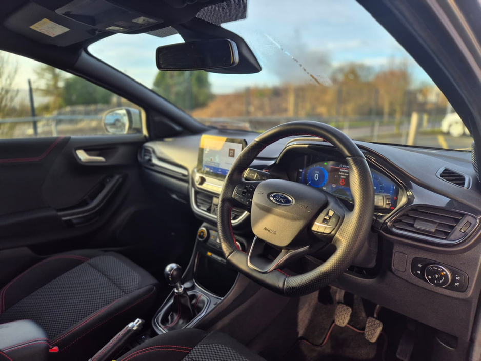 2025 Ford Kuga TITANIUM 5DR 2.5L PHEV 225PS AUTO