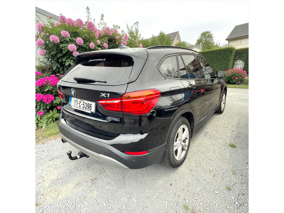 2017 BMW X1 - image 13