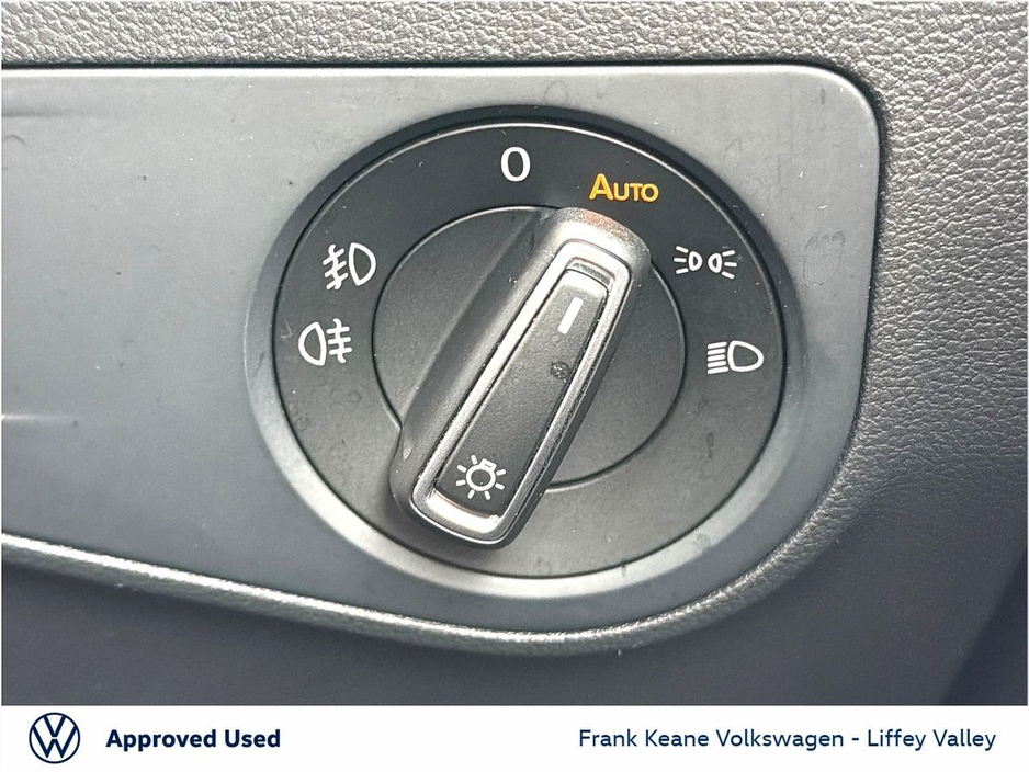 2017 Volkswagen Tiguan - image 19