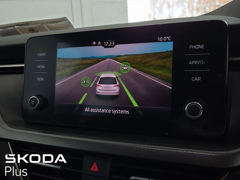 2023 Skoda Scala - image 23
