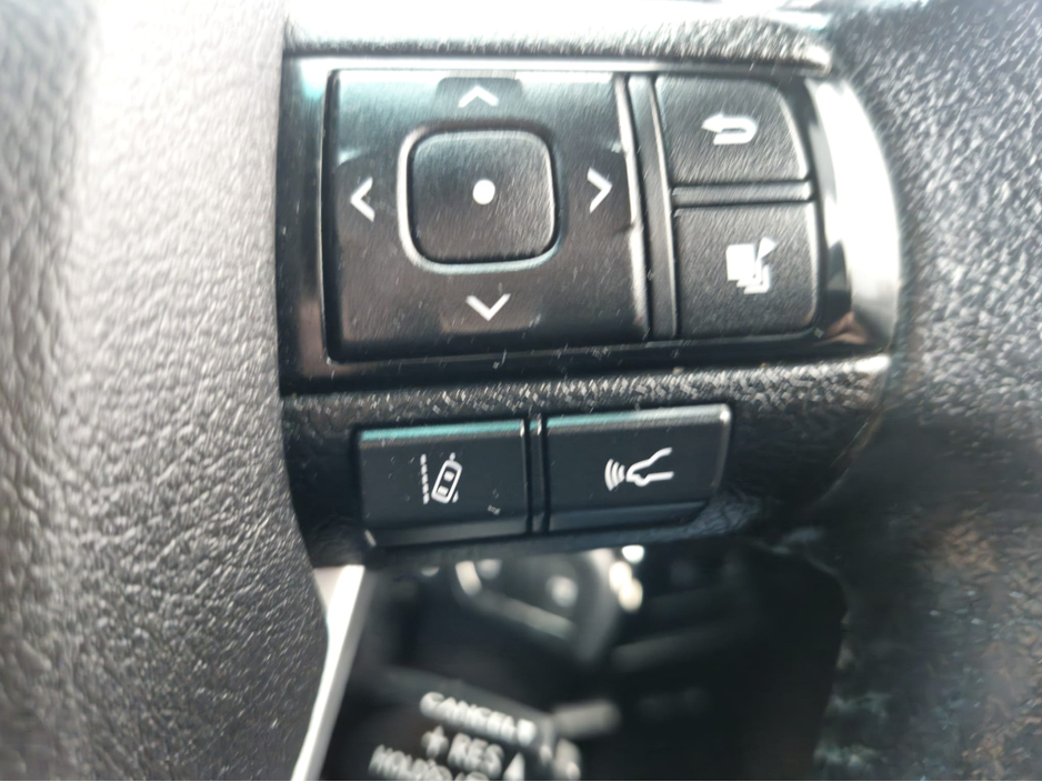 2022 Toyota Hilux 2.8 SR5 D/CAB AUTO 4DR €31,450