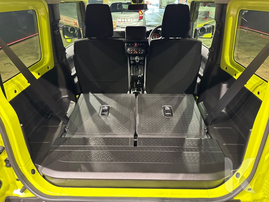 2025 Suzuki Jimny - image 14