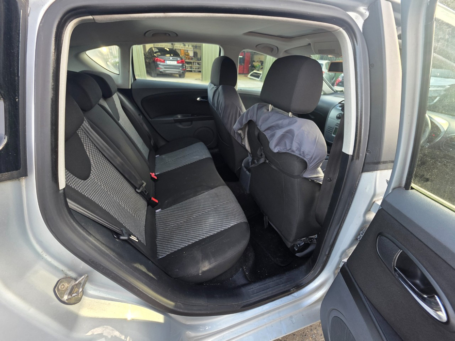 2009 SEAT Leon - image 10