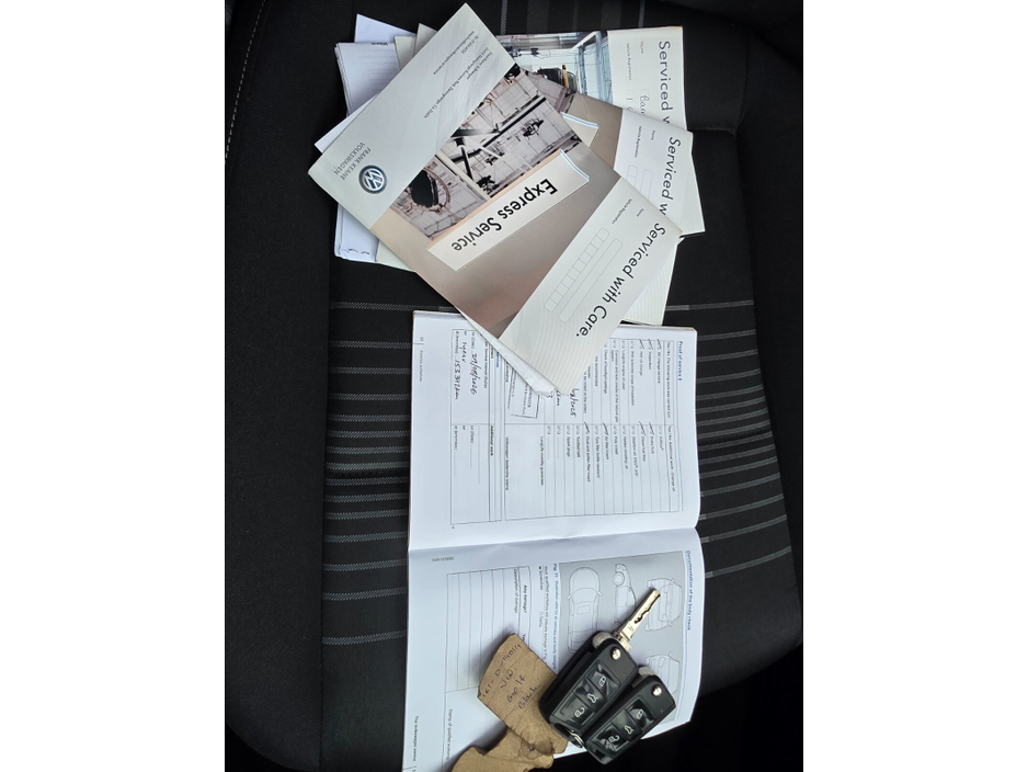 2016 Volkswagen Golf - image 7